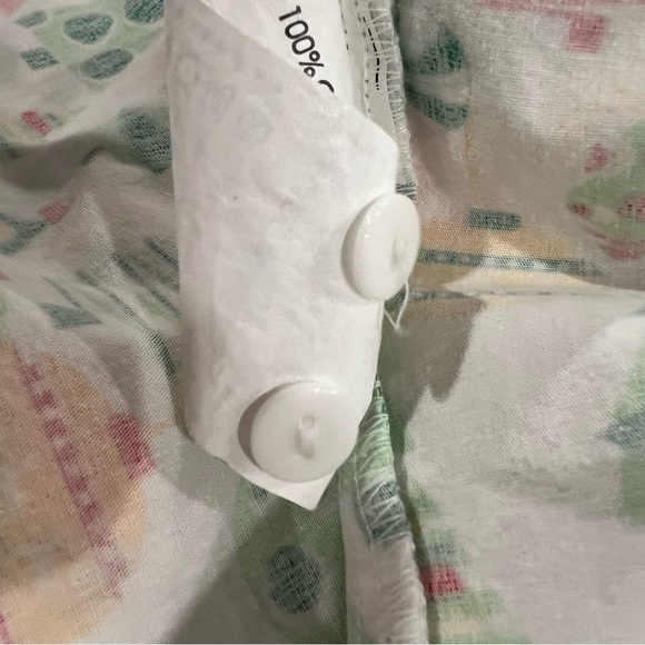 CUTE💝 Smocked Christmas Dress - Ornament Covered Fabric , Buttons on Back - Picture 10 of 10